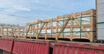 德州 芝麻白花岗岩地铺石出口专车-泰国游