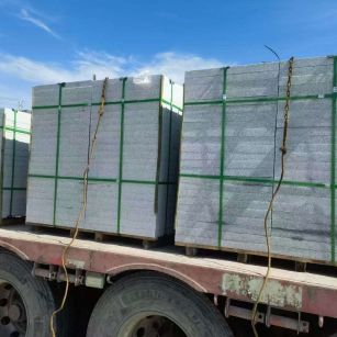 德州 芝麻白花岗岩地铺石装车日常