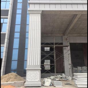 德州 芝麻白光面花岗岩门楼大柱（罗马柱）配雕花底座