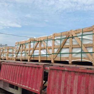 德州 芝麻白花岗岩地铺石出口专车-泰国游