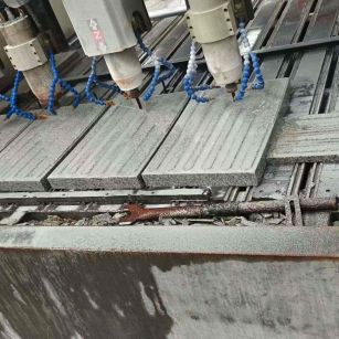 德州 芝麻白花岗岩荔枝面盲道雕刻