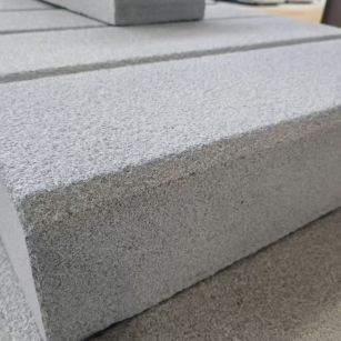 德州 芝麻灰荔枝面路沿石