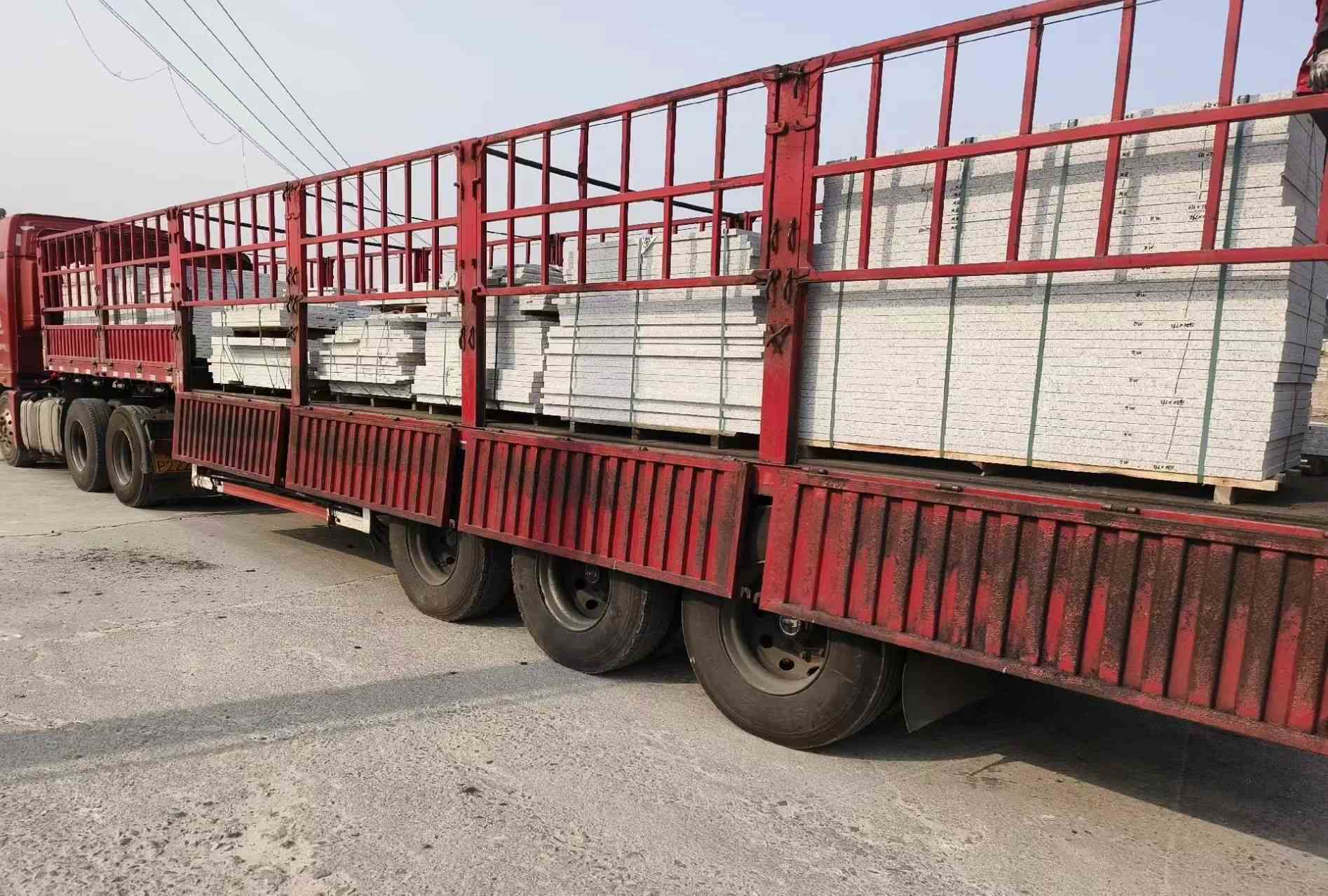 德州 白麻荔枝面外墙干挂，工厂装车日常