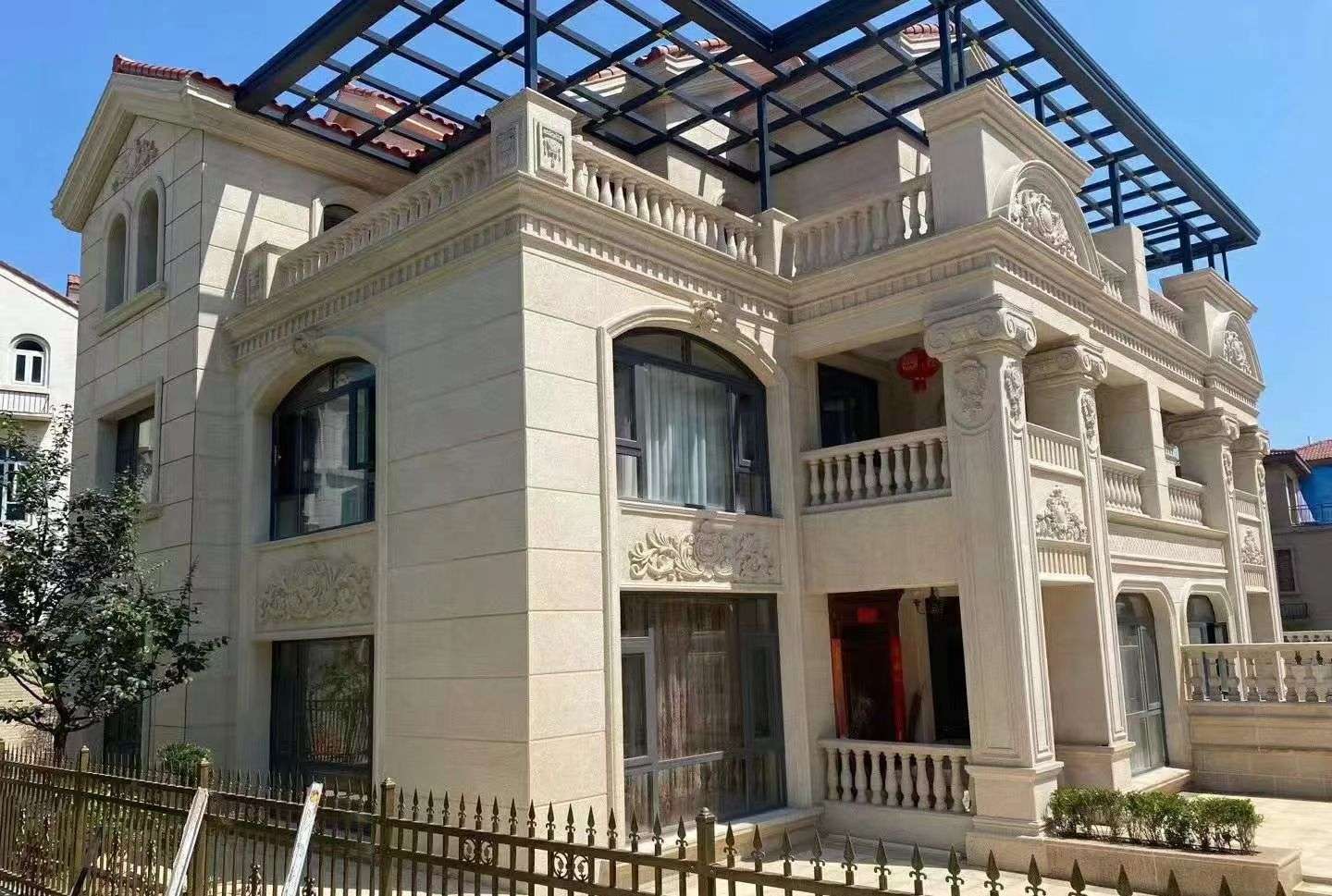 德州 黄金麻花岗岩荔枝面别墅外墙干挂