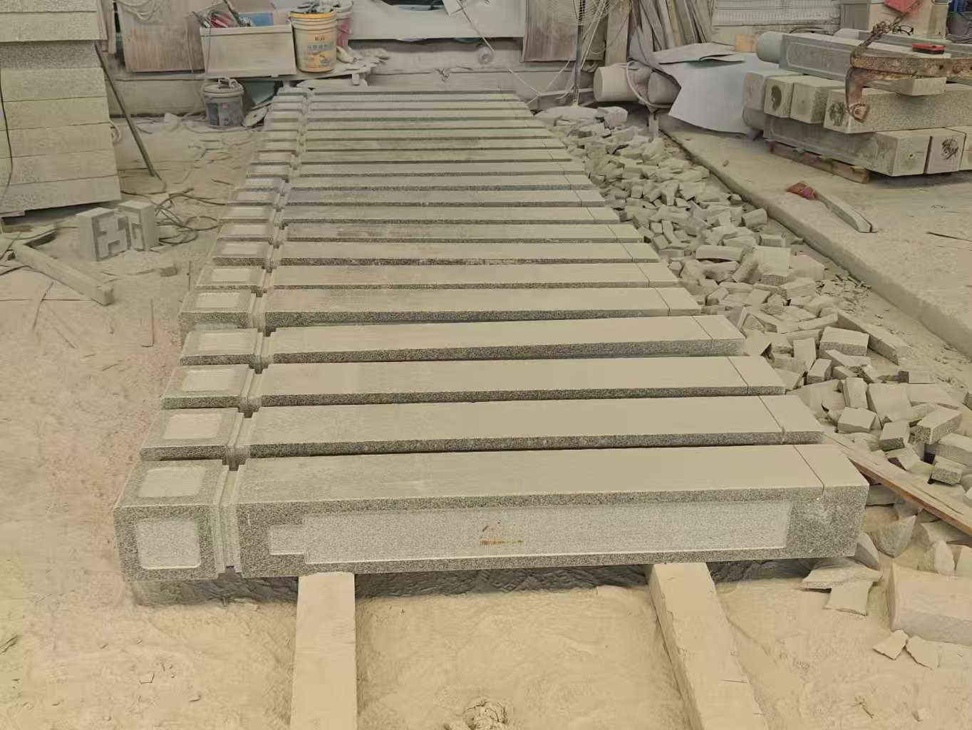 德州 芝麻白异形加工雕刻-栏杆大柱，方柱